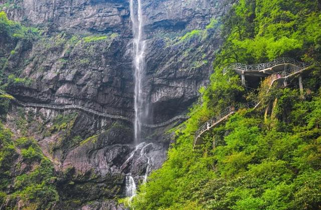 【直播倒计时1天】！你对夏日的所有幻想都在瓦屋山！