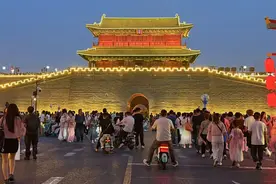 文旅消费升温 助燃夏日经济“烟火气”图片