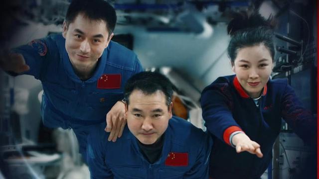 《窗外是蓝星》：神舟十三号航天员掌镜，带我们见从未见过的清风与山河
