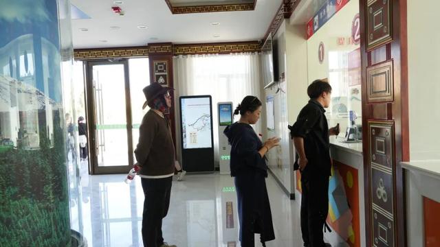肃南：十一旅游热度攀升 康乐草原上演“速度与诗意”