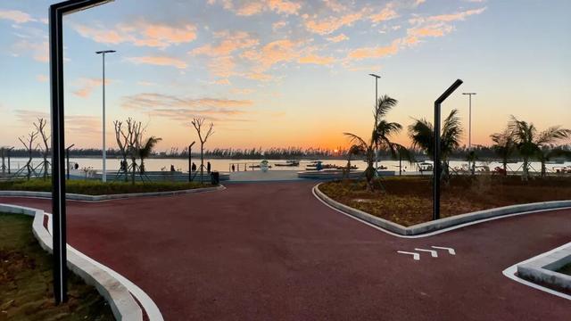 上新啦！这个滨海公园，把海景装入小镇日常→