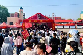 中考今日开考！枣庄6.8万余名考生奔赴考场图片