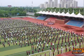全国“爱眼日”丨荆州华厦眼科医院送爱眼知识到学校图片