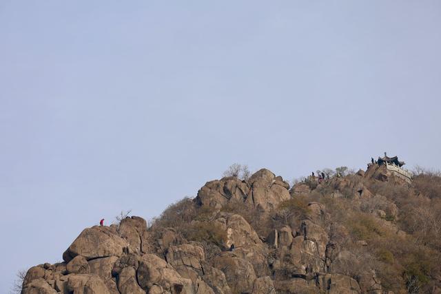 新视界｜济南：“大雪”华山美 游客乐游园