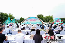 “中国杨梅之乡”浙江仙居开启杨梅季图片