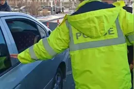 情况紧急！大庆交警开启警灯、拉响警报图片