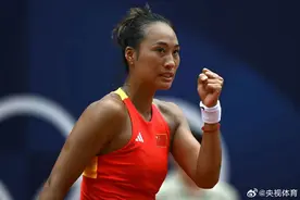 连场逆转！郑钦文晋级奥运网球女单四强图片