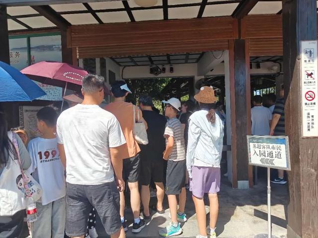 挤爆！今天，大批徐州人涌入无锡……