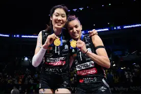 五冠王！朱婷实现双圈全满贯图片