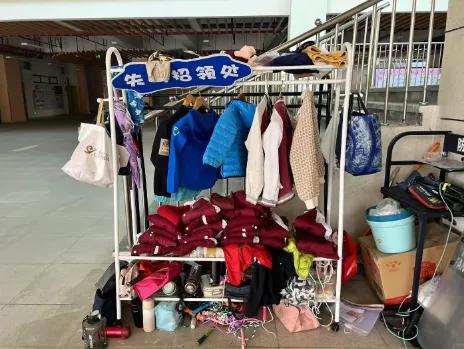 “肉痛啊！”杭州妈妈晒出一张照片，家长集体破防：买了丢	，丢了买，尴尬了