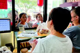 一口蒸酥饼 百年“白月光”图片
