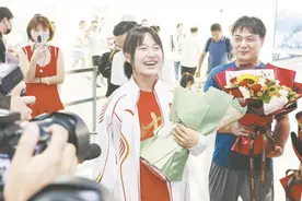 中秋月圆至 七金姑娘蒋裕燕回家话“圆满”图片