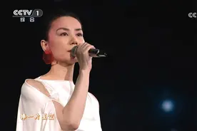 王菲新歌瞬间火了！作词人：一小时完成歌词初稿图片