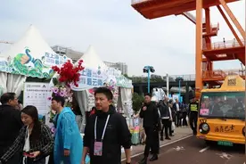 上海喝咖啡，云南产咖啡图片