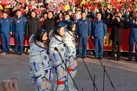 神舟十七号载人飞船发射取得圆满成功！一起看看那“神舟”航天员们都吃些什么→图片