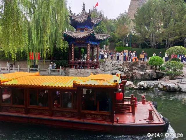 双节拍 | 国庆节，环城公园游人如织