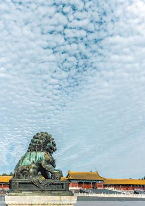 他与故宫相伴六十年！为故宫作传	，也为自己作传