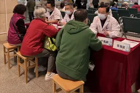 便秘很常见，危害也很多！湖南省人民医院举行便秘日系列公益活动图片
