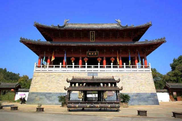 龙虎山“赣超好礼”上线！持赣超球票享景区门票+食宿全方位优惠！