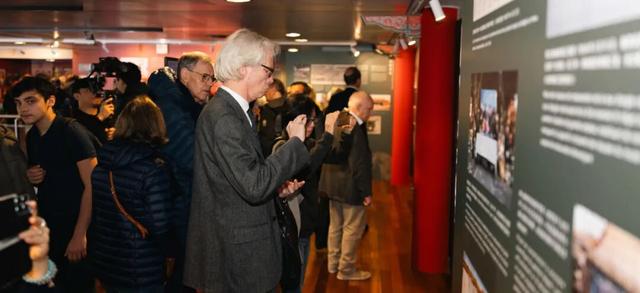 “百年守护”影像展巴黎开幕 ——讲述故宫百年文化传承故事