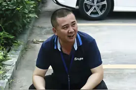 “移动小哥”李光明：路遇火情勇救人｜看见正能量图片