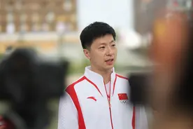 许昕：马龙本届团体属于保驾护航 他团体赛单打上场的话肯定能赢图片