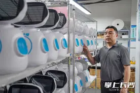 全国科技工作者日报道①｜肖湘江：机器人帮我在儿子面前挽回了面子图片