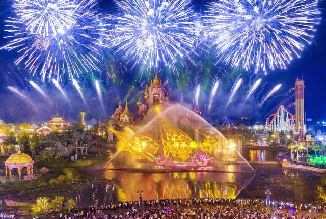 乐园经济的赛道上，中国IP已上桌