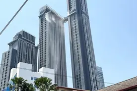 拍摄地震中曼谷58层高楼泳池溢水当事人：当时正好在这栋公寓看房图片
