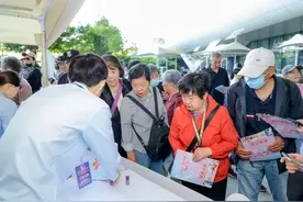 找家庭医生只需手机点一点 “家医有约”实时守护居民健康图片