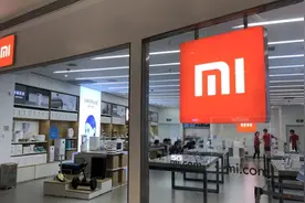 小米高层人事大换岗：卢伟冰兼任手机部总裁 曾学忠执掌国际业务图片