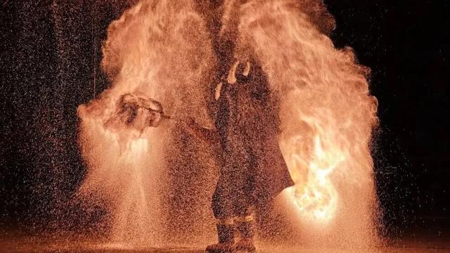 从数据看青城之变：呼和浩特国庆文旅火爆背后的三个真相