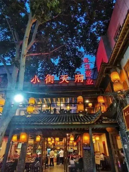 今儿起，在洛阳能边坐地铁边摸「文物」啦！
