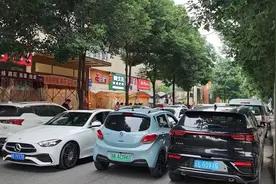 成都“开门治堵”清单发布，记者实地探访早高峰拥堵点位图片