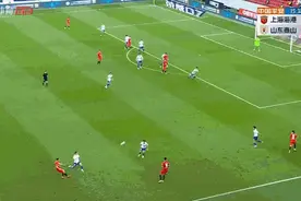 上海海港中超夺冠！1-1战平山东泰山，裁判共出示5张红牌图片