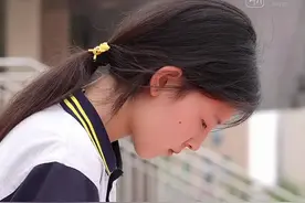 邻居讲述“天才少女”姜萍：从小懂事，挂吊针还戴耳机学习图片