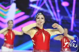 全国妇女广场舞健身操总决赛阜阳举行图片