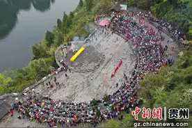 清明假期：遵义务川民族文化放异彩 八方游客踏春来图片