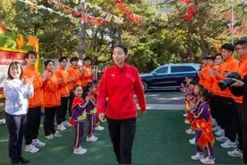 大淘体育“世界冠军公益校园行”活动第三站走进东北师范大学附属幼儿园图片