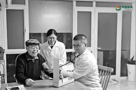 苦钻研练硬功，来看干休所文职人员李静雯的成长故事图片