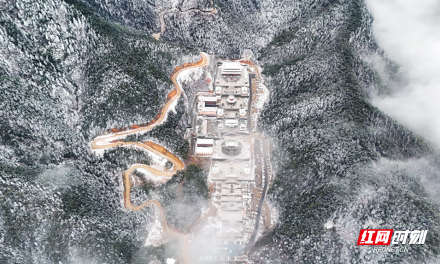 郴州：雪后风景宛如水墨画卷