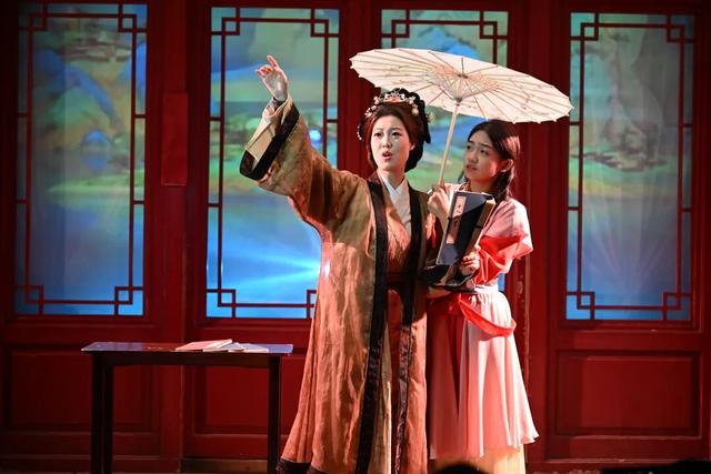秋色满城 历下有约丨趵突泉的昼与夜 演绎双重泉韵盛宴