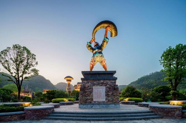 不只是一场演出：在广西深山，我活进了白裤瑶的24小时
