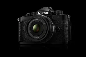 尼康发布全画幅Z f相机 复古风真能拯救“可持续药丸”？图片