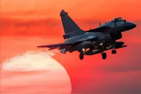 首次！中国空军一站直飞，歼-10C万里跨越，多国对华开放领空图片