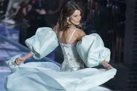 识人术——走路姿势图片