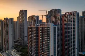 中国楼市，两个大招来了图片