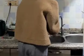 女子跟老公商量回娘家过年，被拒绝后默默干活：一趟要五六千图片