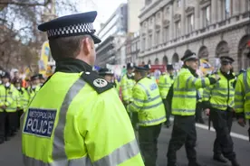 无权无势的你想更好的维权？用好这几个电话，比110更管用图片