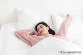 习惯性失眠？这样做，可以倒头就睡图片